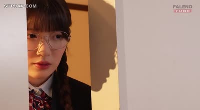 FTHTD-159 マワされ願望！脱いだら凄いクラスの地味な人見知りJ系は乱交にどハマり！笑顔で全員に　浦上ひのり